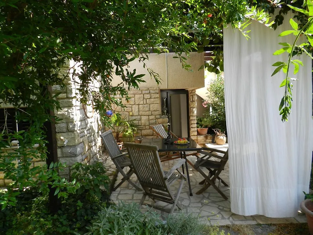 Apartments Lodra Pola