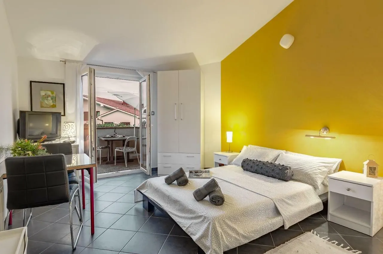 Apartments Lodra Pola